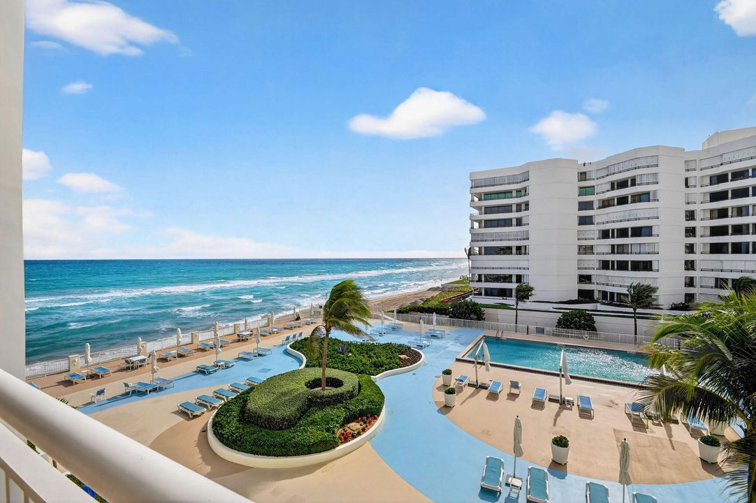 出租: $11,500 (2 贝兹, 2 浴室, 1402 平方英尺)