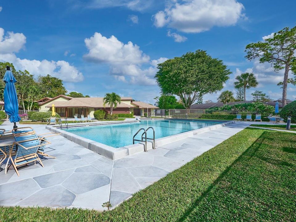 На продажу: $302,000 (3 спален, 2 ванн, 1298 Квадратных фут)