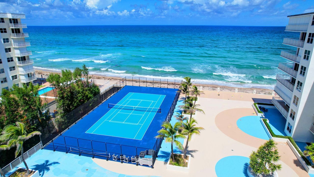 出租: $11,500 (2 贝兹, 2 浴室, 1402 平方英尺)