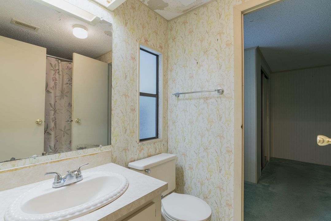 На продажу: $150,000 (2 спален, 2 ванн, 1468 Квадратных фут)