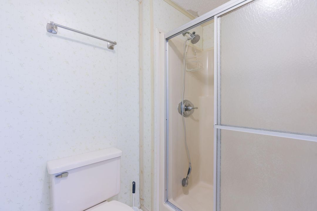 На продажу: $150,000 (2 спален, 2 ванн, 1468 Квадратных фут)