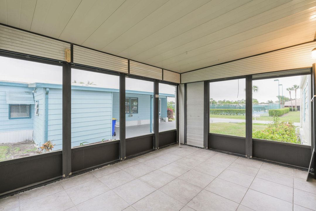 На продажу: $150,000 (2 спален, 2 ванн, 1468 Квадратных фут)