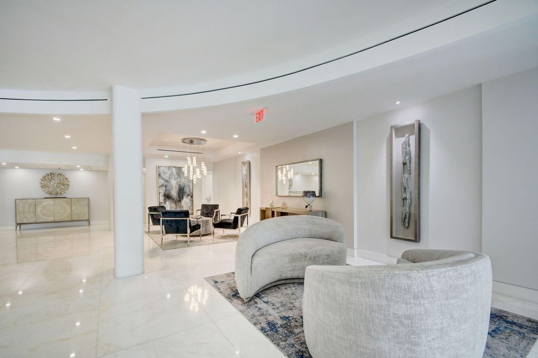 出租: $11,500 (2 贝兹, 2 浴室, 1402 平方英尺)