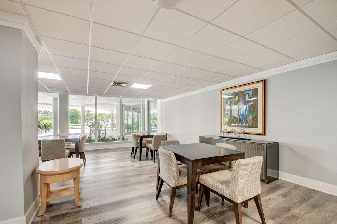 出租: $11,500 (2 贝兹, 2 浴室, 1402 平方英尺)