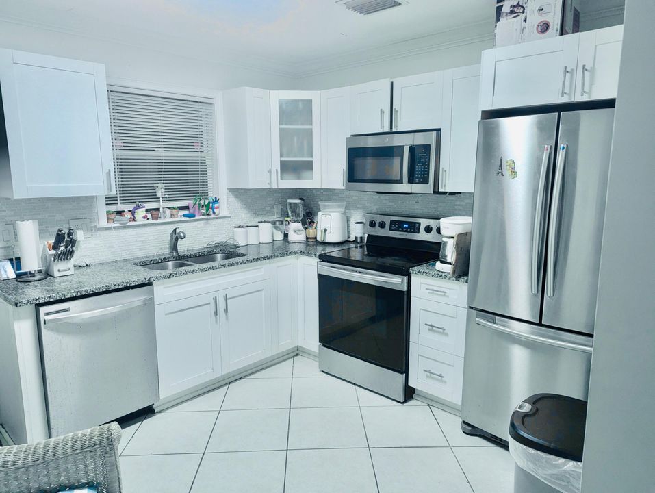 En Venta: $138,500 (2 camas, 2 baños, 1120 Pies cuadrados)