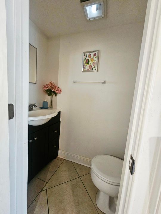 En Venta: $138,500 (2 camas, 2 baños, 1120 Pies cuadrados)