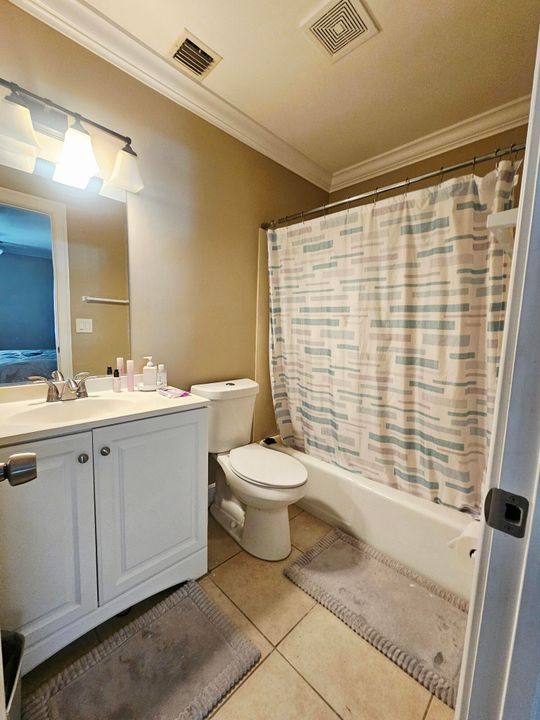 En Venta: $138,500 (2 camas, 2 baños, 1120 Pies cuadrados)