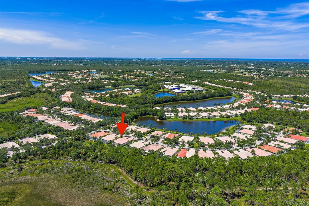 For Sale: $439,000 (2 beds, 2 baths, 1680 Square Feet)