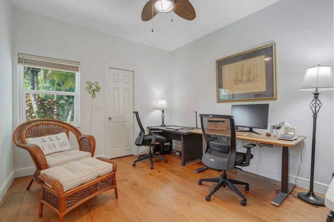 В аренду: $9,950 (3 спален, 3 ванн, 2516 Квадратных фут)