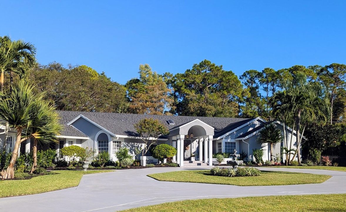 For Sale: $3,300,000 (6 beds, 4 baths, 4401 Square Feet)