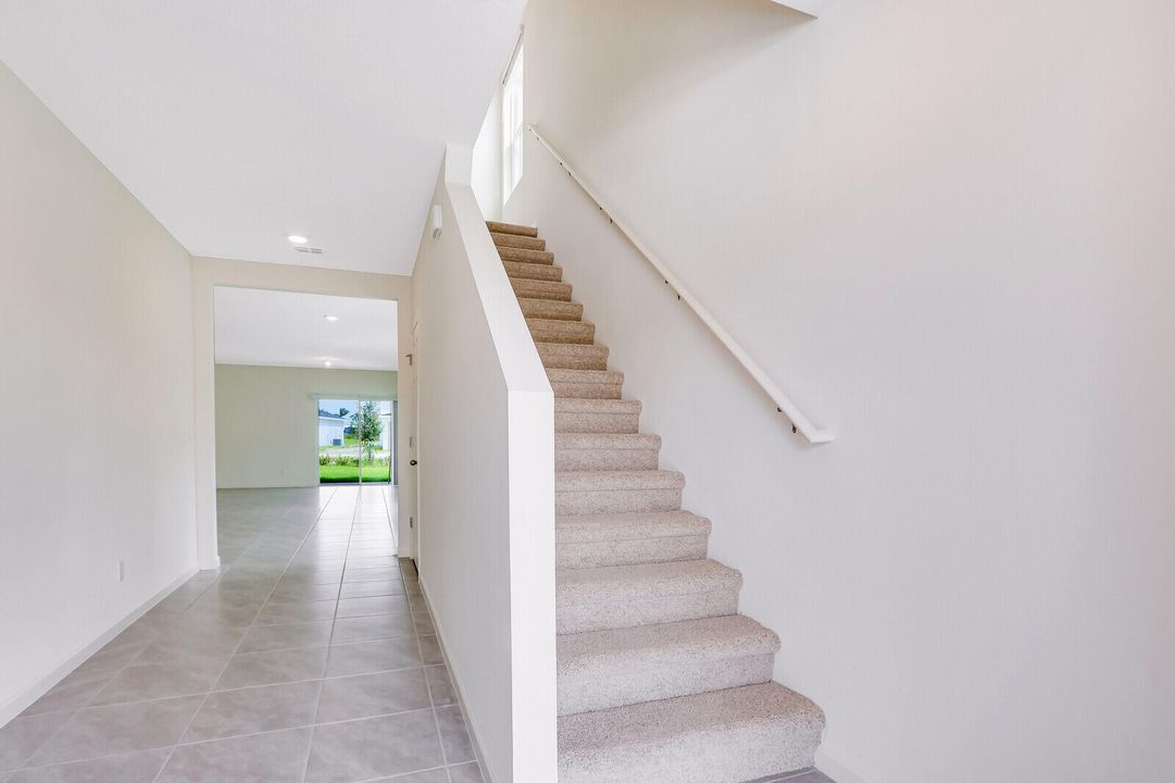 For Rent: $4,000 (5 beds, 3 baths, 2447 Square Feet)