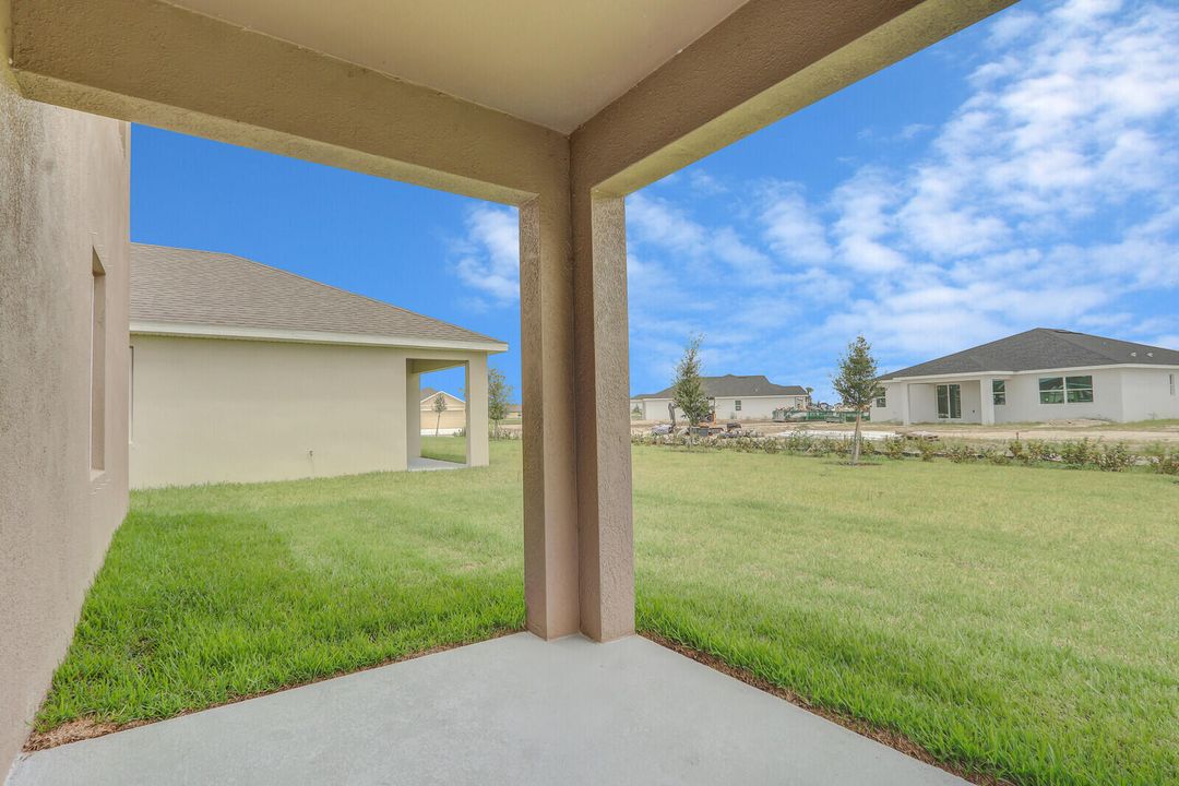 For Rent: $4,000 (5 beds, 3 baths, 2447 Square Feet)