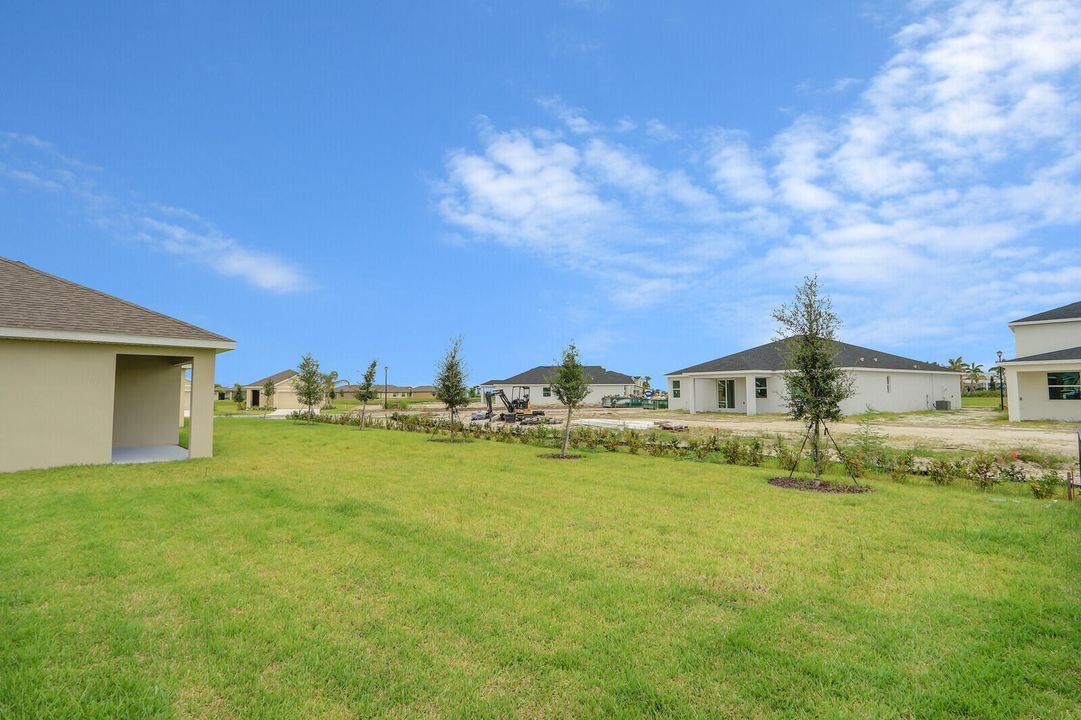 For Rent: $4,000 (5 beds, 3 baths, 2447 Square Feet)