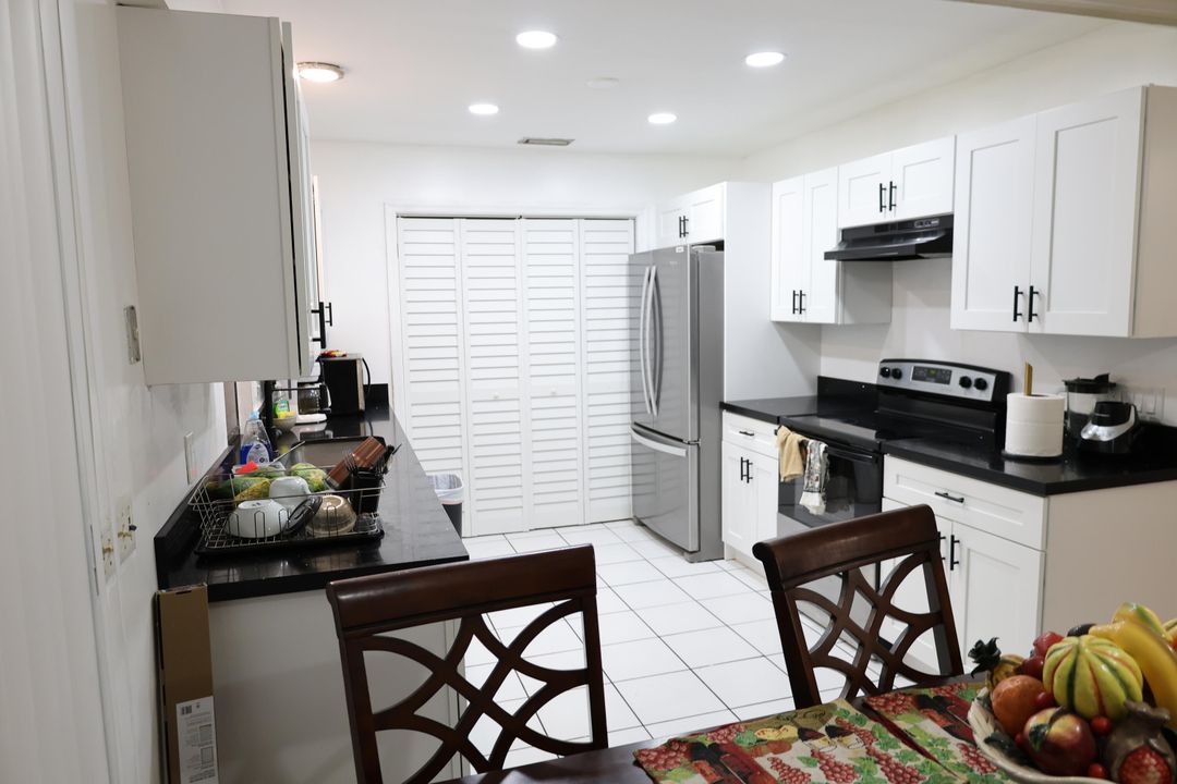 На продажу: $460,000 (4 спален, 2 ванн, 1707 Квадратных фут)