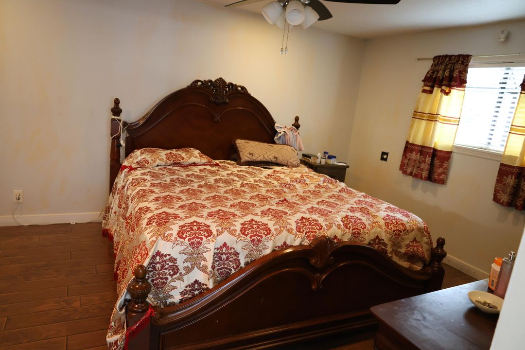 На продажу: $460,000 (4 спален, 2 ванн, 1707 Квадратных фут)