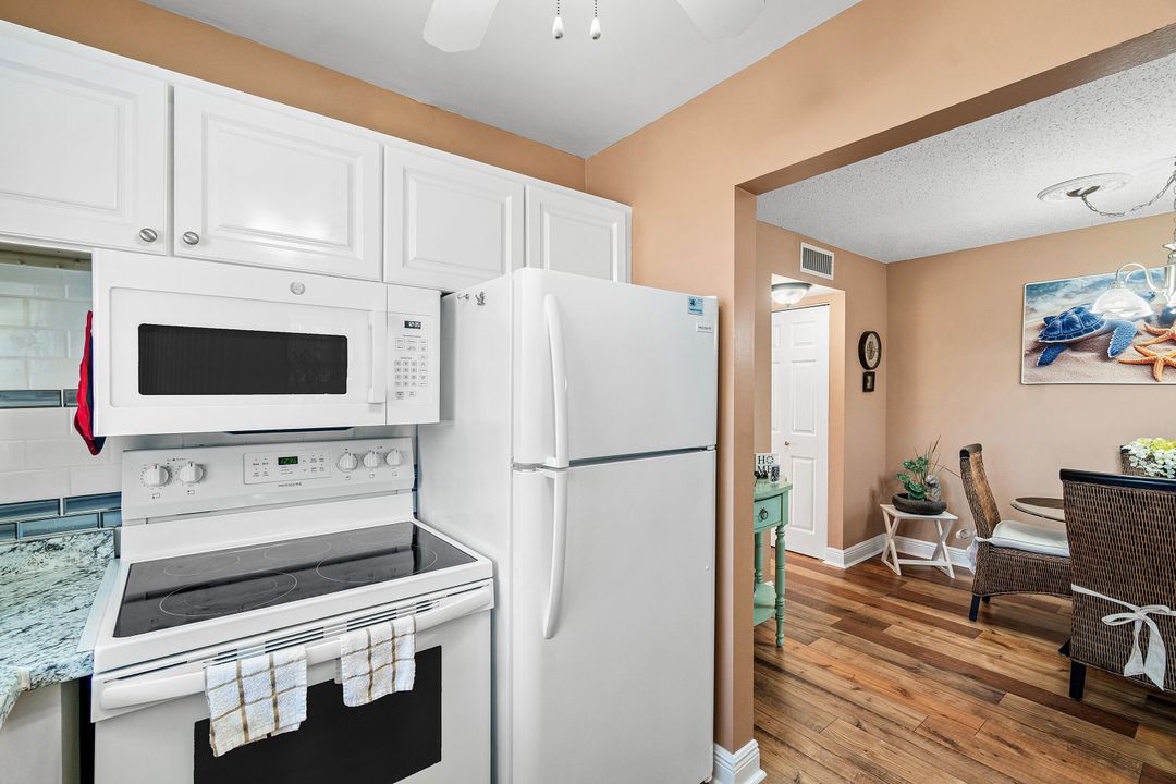 На продажу: $125,000 (1 спален, 1 ванн, 700 Квадратных фут)