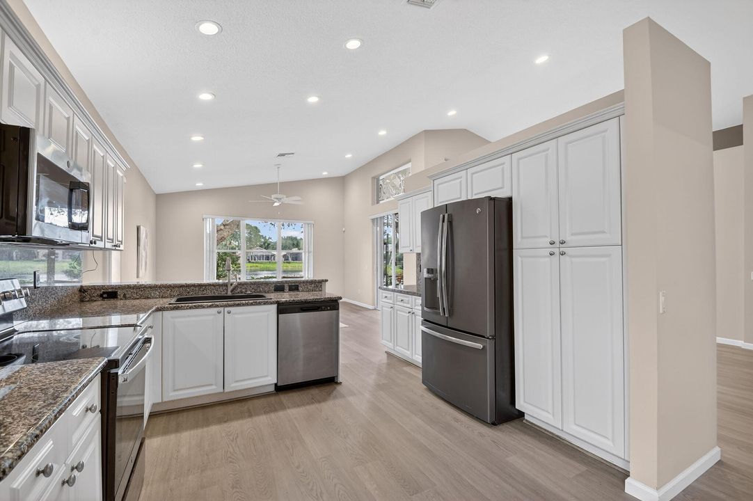 En Venta: $525,000 (3 camas, 2 baños, 2070 Pies cuadrados)