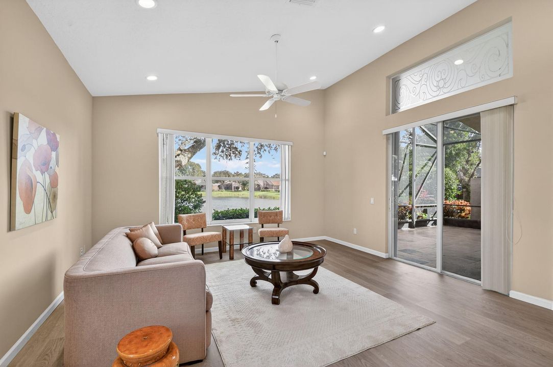 En Venta: $525,000 (3 camas, 2 baños, 2070 Pies cuadrados)