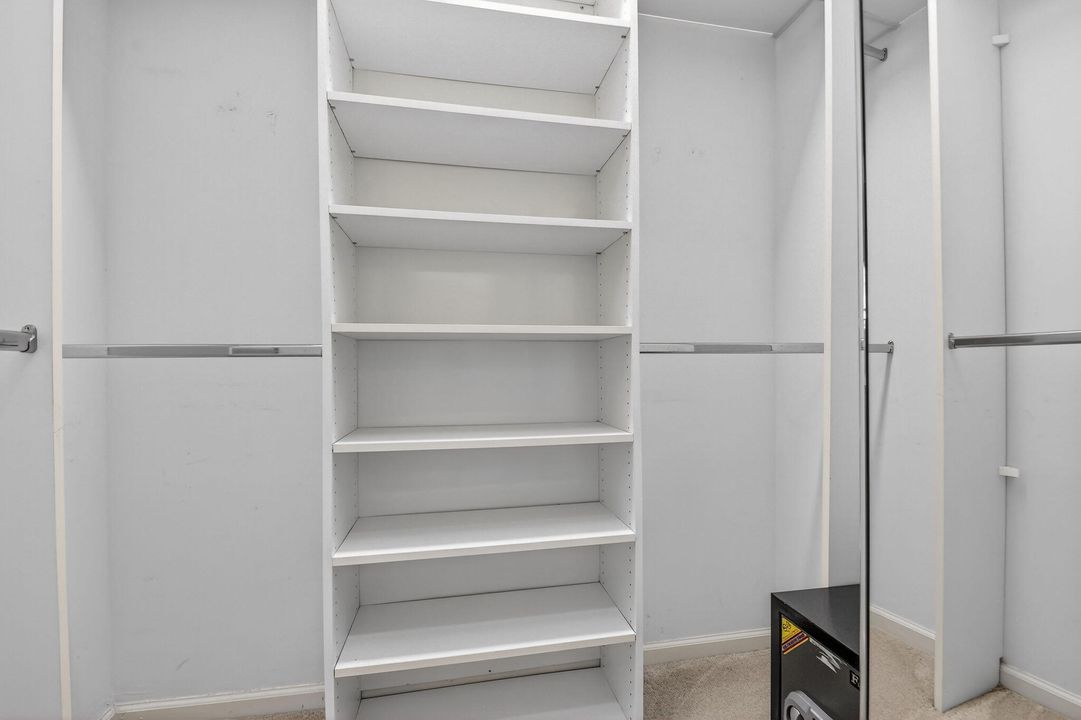 En Venta: $525,000 (3 camas, 2 baños, 2070 Pies cuadrados)