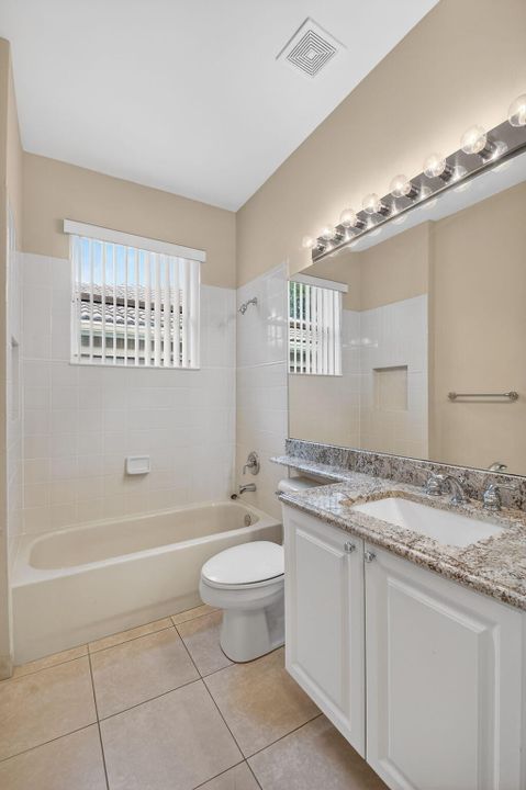 En Venta: $525,000 (3 camas, 2 baños, 2070 Pies cuadrados)