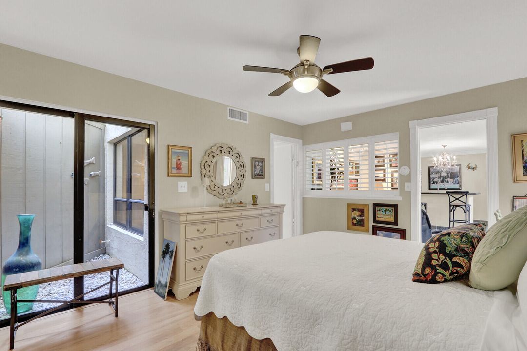 待售: $289,900 (1 贝兹, 1 浴室, 740 平方英尺)