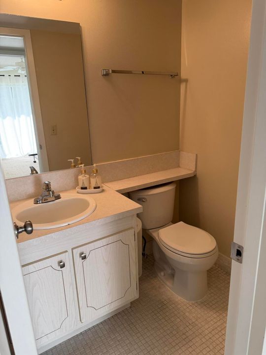 En Venta: $99,000 (2 camas, 1 baños, 840 Pies cuadrados)