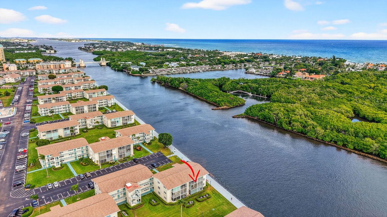 На продажу: $215,000 (1 спален, 1 ванн, 570 Квадратных фут)