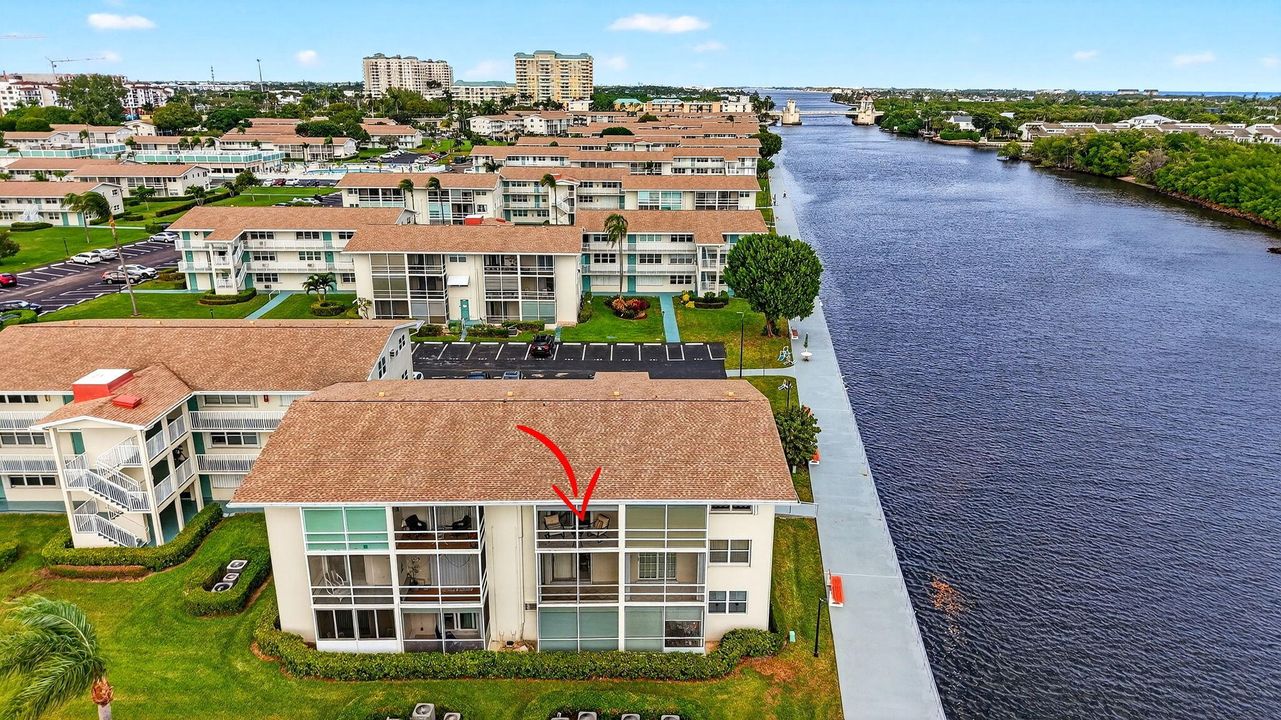 На продажу: $215,000 (1 спален, 1 ванн, 570 Квадратных фут)