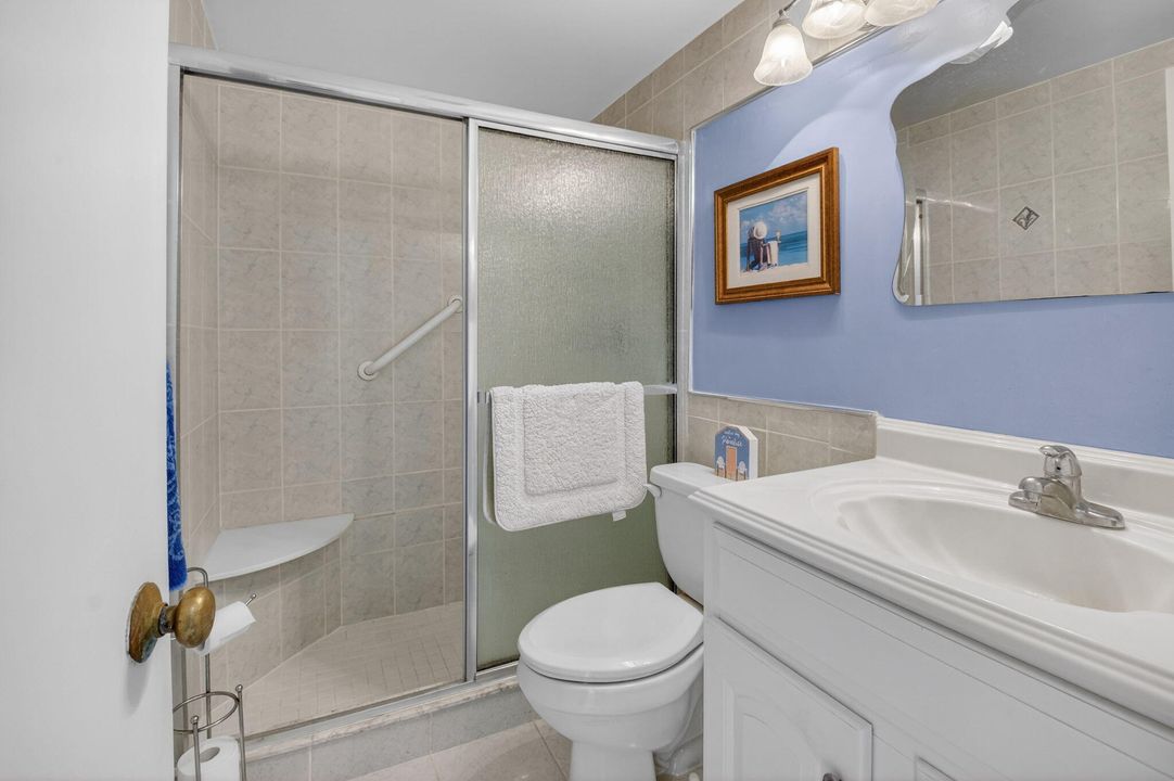 На продажу: $215,000 (1 спален, 1 ванн, 570 Квадратных фут)