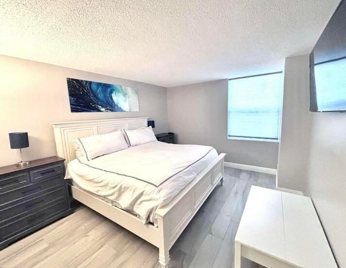 В аренду: $3,300 (2 спален, 2 ванн, 970 Квадратных фут)