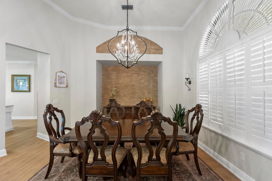 For Rent: $3,400 (3 beds, 2 baths, 2430 Square Feet)