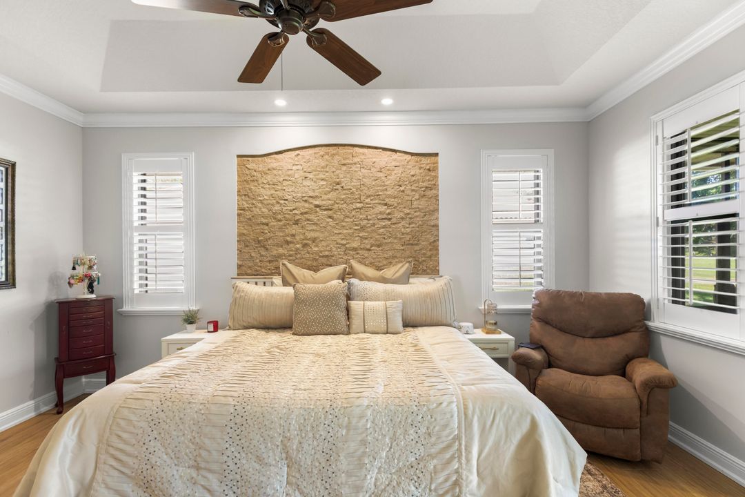 For Rent: $3,400 (3 beds, 2 baths, 2430 Square Feet)