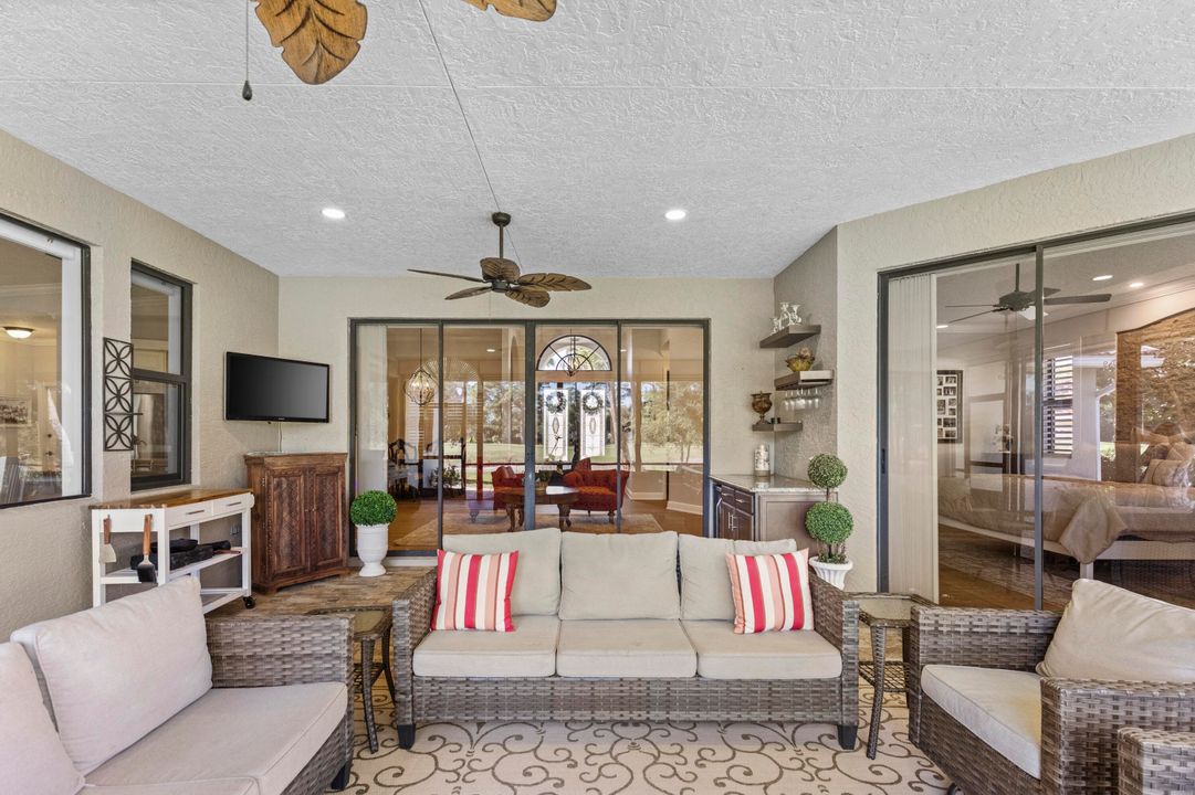 For Rent: $3,400 (3 beds, 2 baths, 2430 Square Feet)