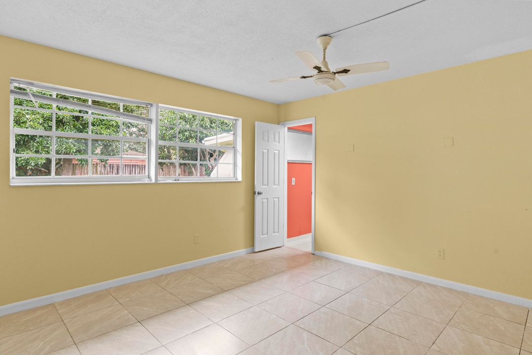 Activo con contrato: $275,000 (3 camas, 2 baños, 1136 Pies cuadrados)