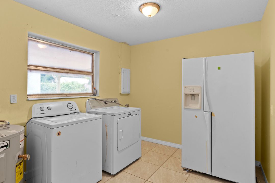 Activo con contrato: $275,000 (3 camas, 2 baños, 1136 Pies cuadrados)