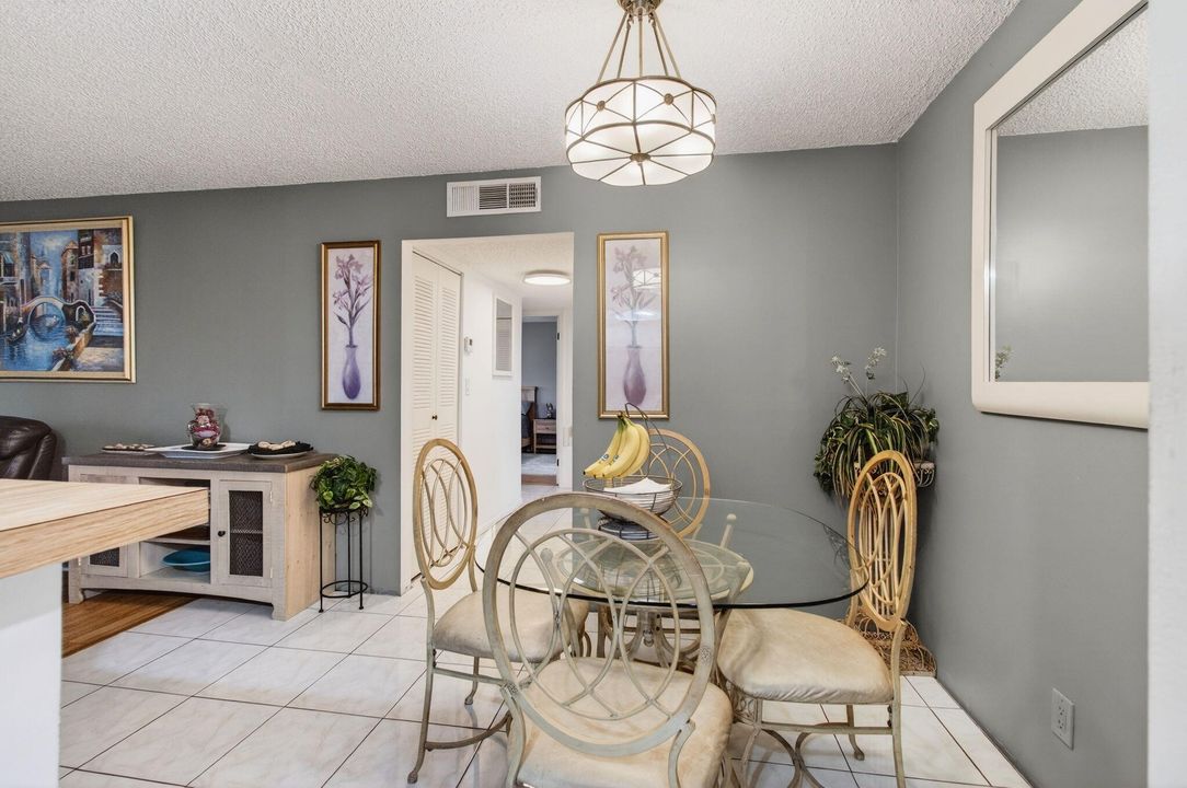 En Renta: $1,995 (2 camas, 2 baños, 940 Pies cuadrados)