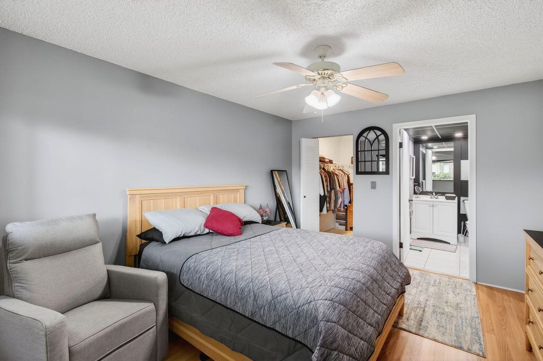 En Renta: $1,995 (2 camas, 2 baños, 940 Pies cuadrados)