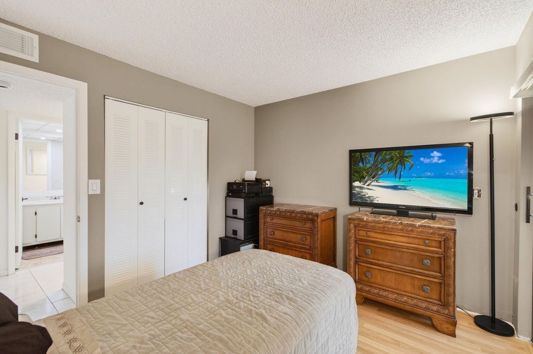 En Renta: $1,995 (2 camas, 2 baños, 940 Pies cuadrados)