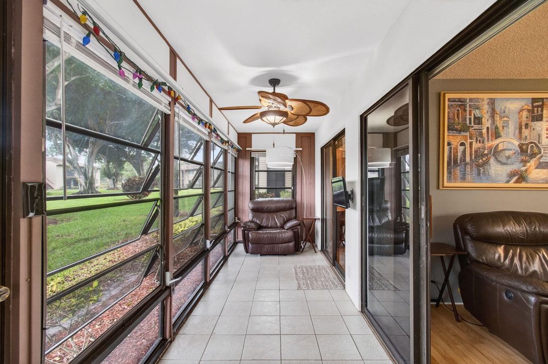 En Renta: $1,995 (2 camas, 2 baños, 940 Pies cuadrados)