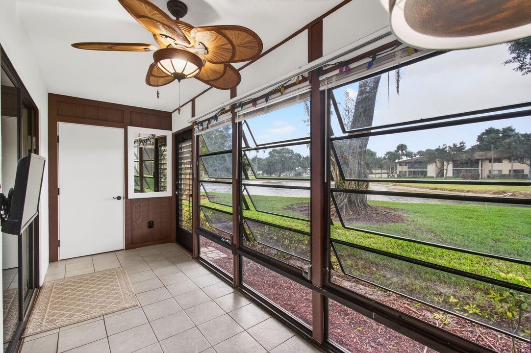 En Renta: $1,995 (2 camas, 2 baños, 940 Pies cuadrados)