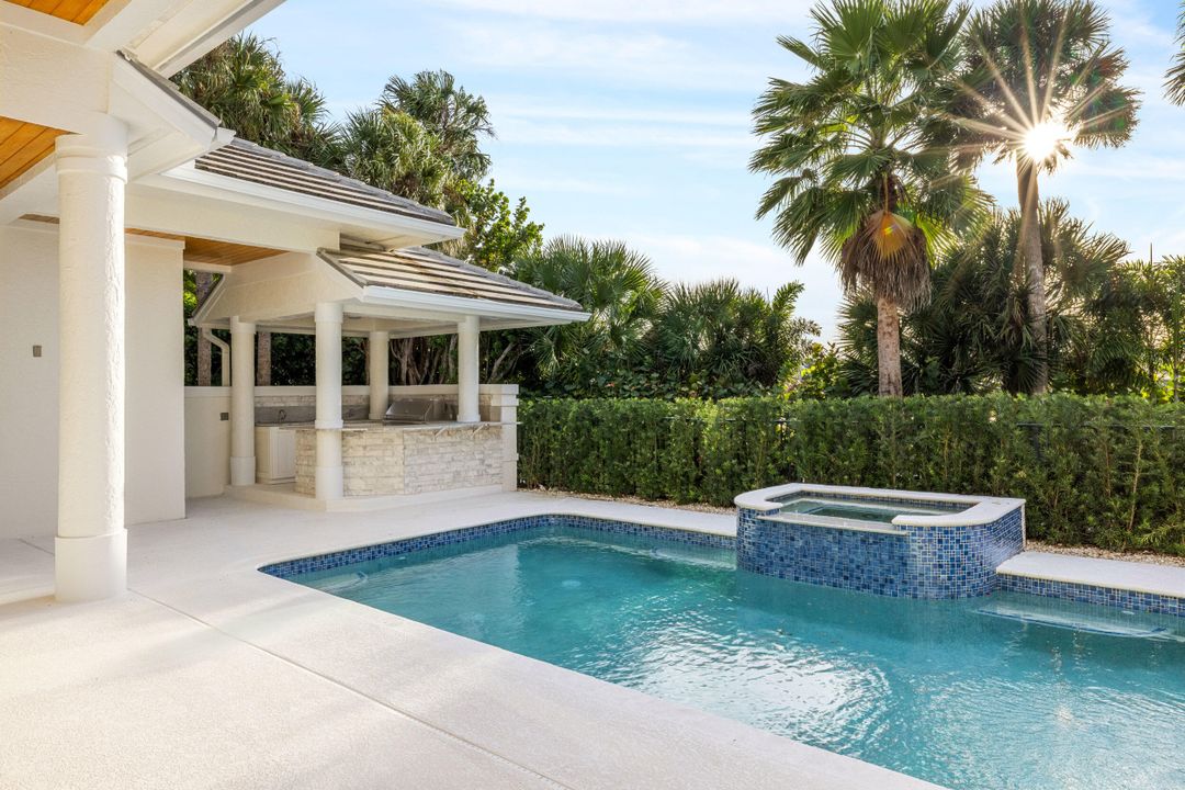 For Sale: $3,999,000 (4 beds, 4 baths, 4034 Square Feet)