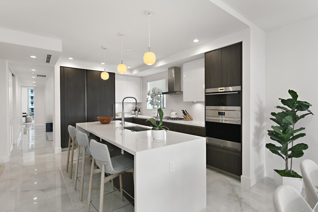 For Rent: $25,000 (3 beds, 3 baths, 2262 Square Feet)