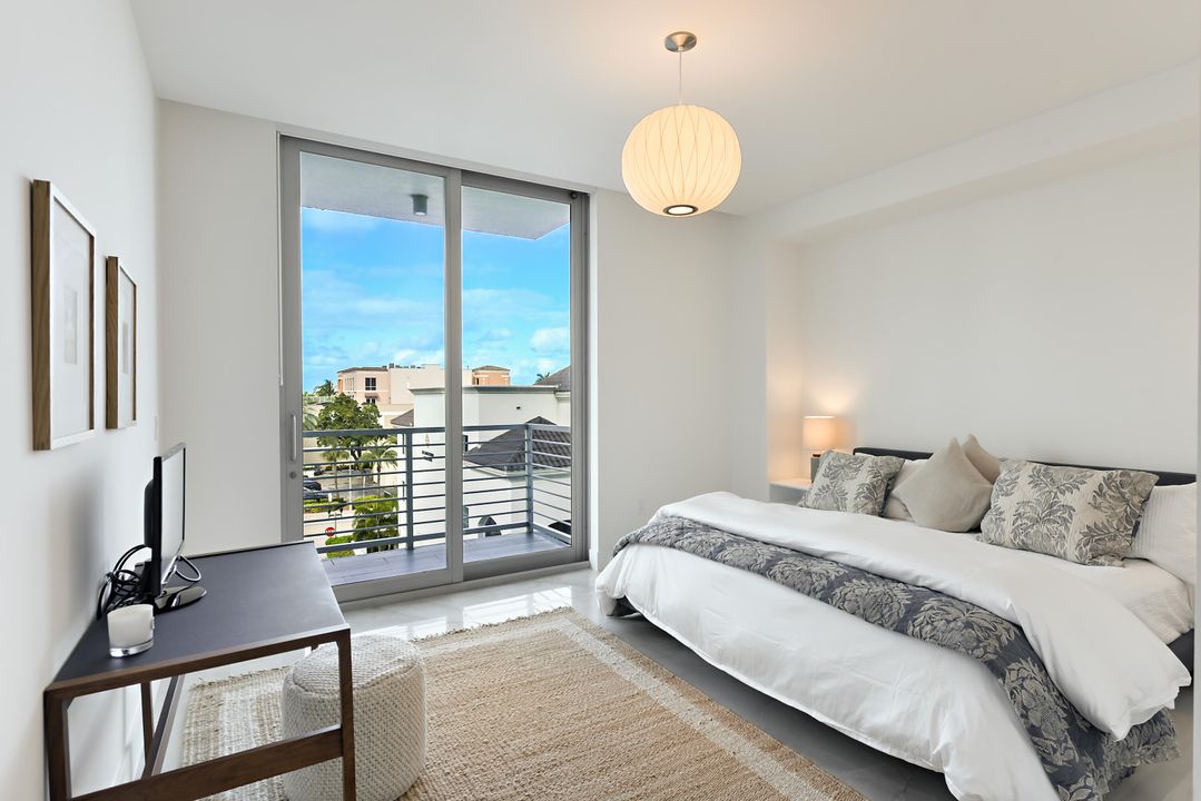 For Rent: $25,000 (3 beds, 3 baths, 2262 Square Feet)