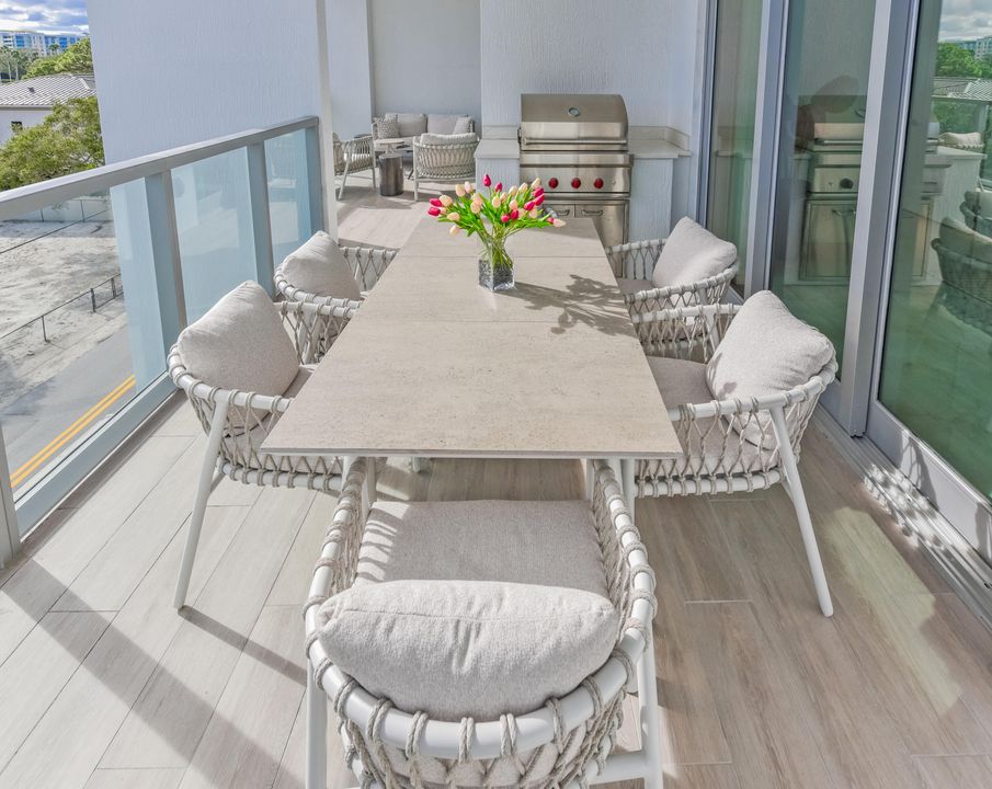 For Rent: $25,000 (3 beds, 3 baths, 2262 Square Feet)