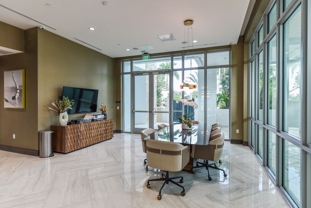 For Rent: $25,000 (3 beds, 3 baths, 2262 Square Feet)