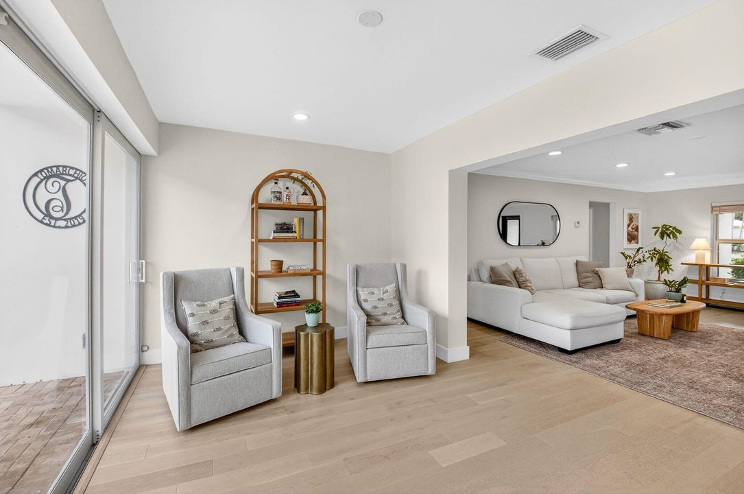 For Sale: $1,445,000 (3 beds, 2 baths, 1786 Square Feet)