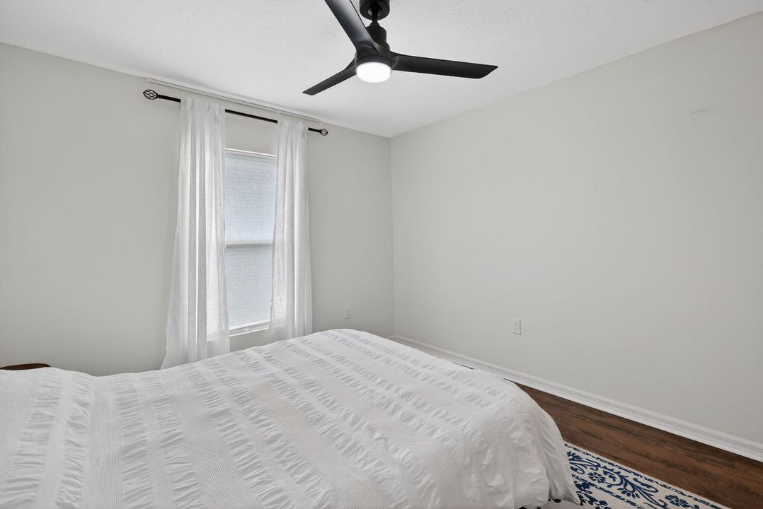 For Sale: $409,000 (4 beds, 2 baths, 1796 Square Feet)