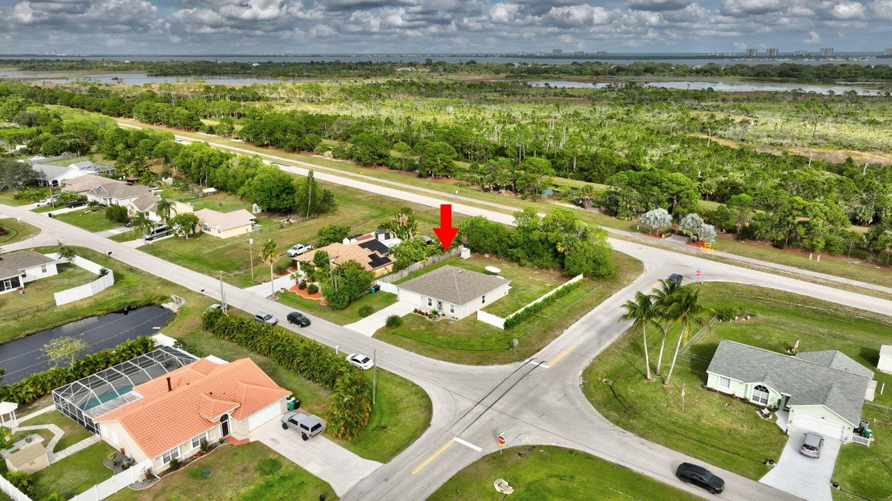 For Sale: $409,000 (4 beds, 2 baths, 1796 Square Feet)