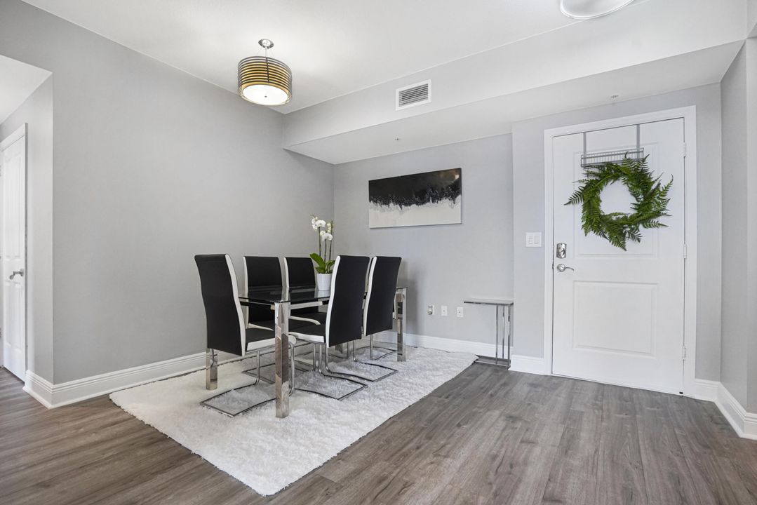 For Sale: $549,000 (2 beds, 2 baths, 1246 Square Feet)