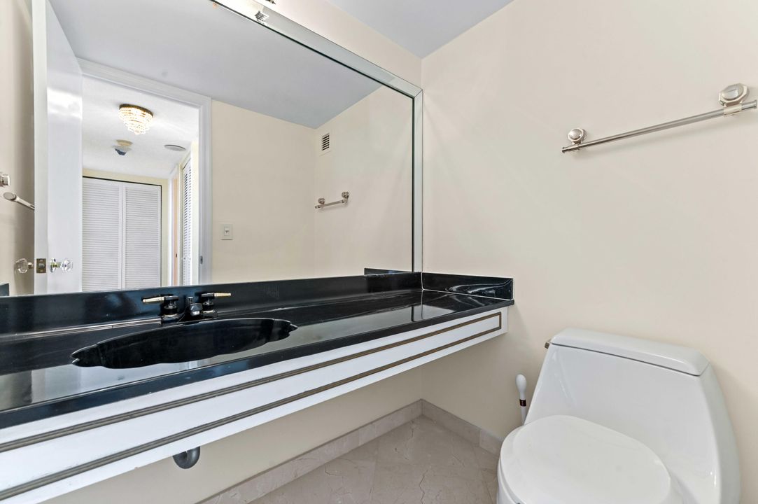 На продажу: $2,495,000 (3 спален, 2 ванн, 2143 Квадратных фут)